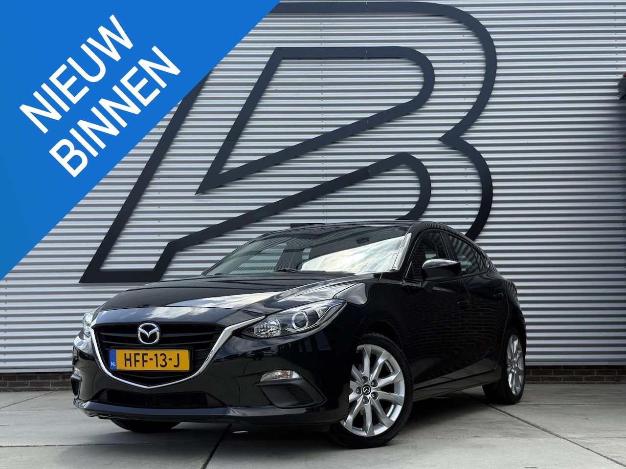 Mazda 3 - 1.5 S 1e Eigenaar|Airco|PDC|Elek ramen|LM velgen|APK tot 02-2027 - AutoWereld.nl