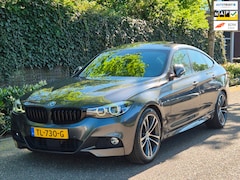 BMW 3-serie Gran Turismo - GT M Sport OPTIES Panorama CarPlay Adaptieve Cruise Elek. Trekhaak Camera 2e Eigenaar 320i