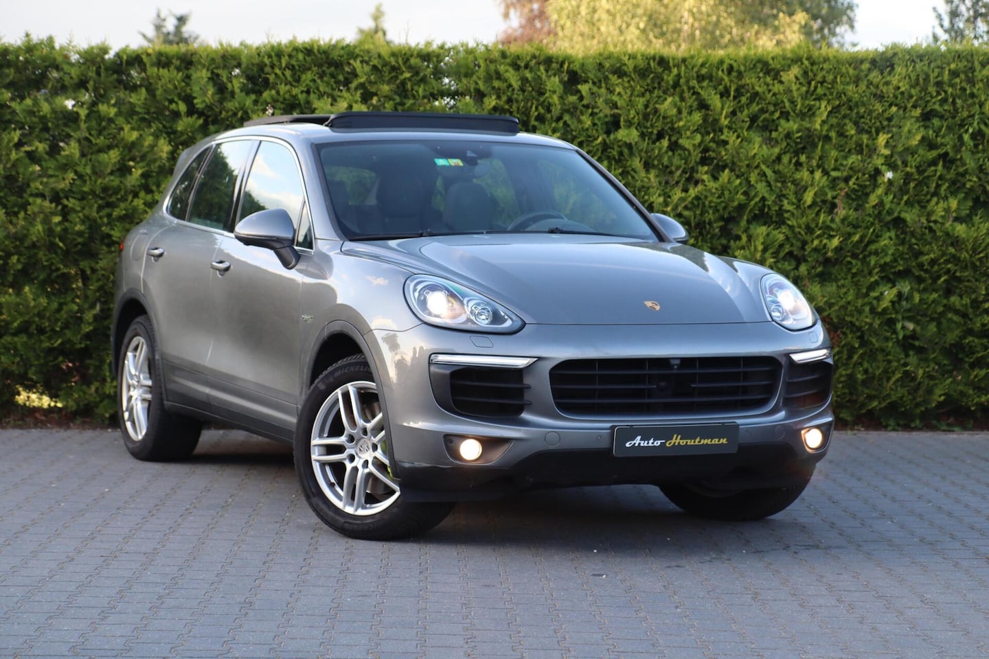 Porsche Cayenne - 3.0 S E-Hybrid 3.0 S E-Hybrid 416 Pk - AutoWereld.nl