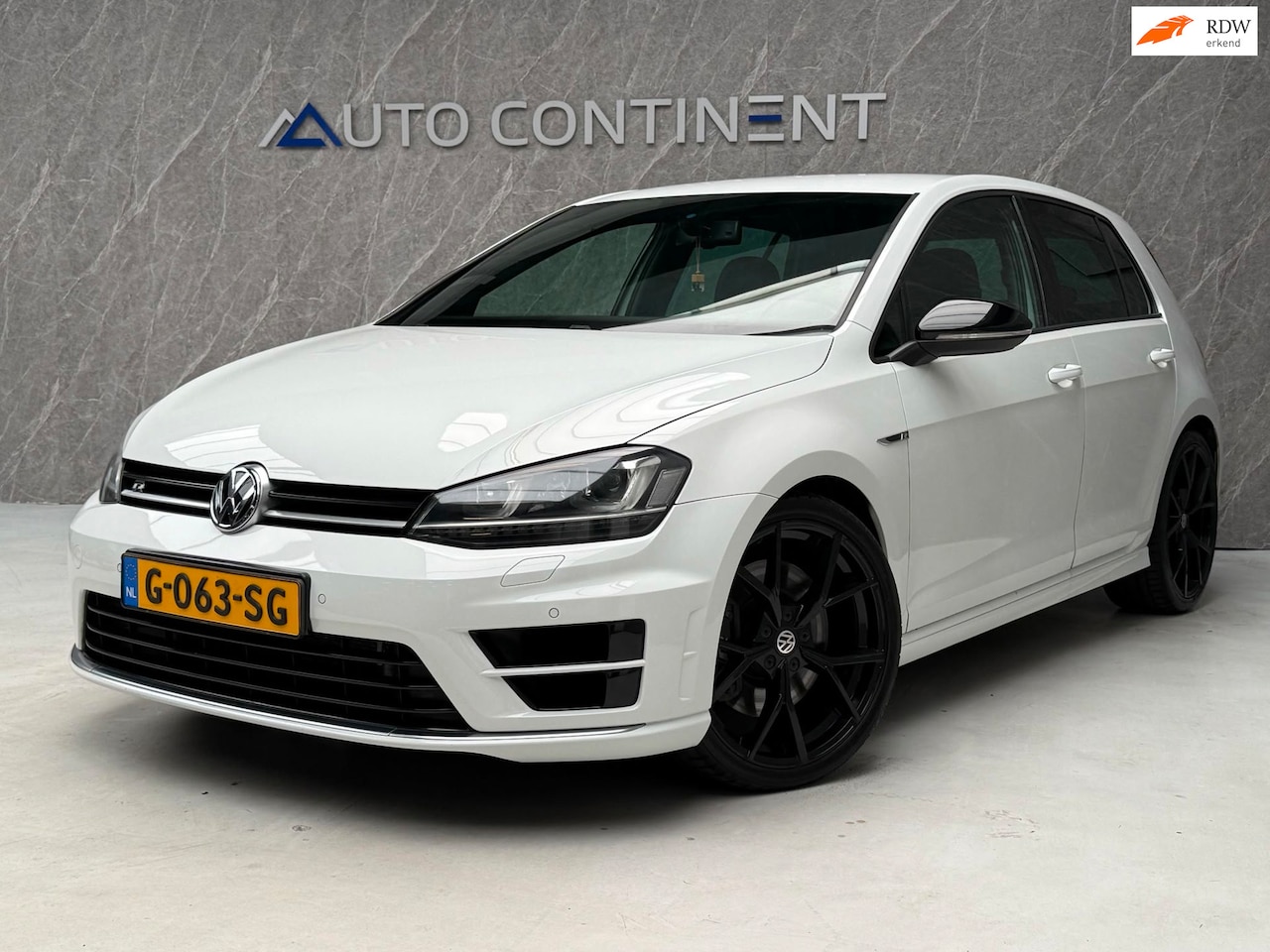 Volkswagen Golf - 2.0 TSI R 4Motion / Onderhouden / Milltek / Veel Opties - AutoWereld.nl