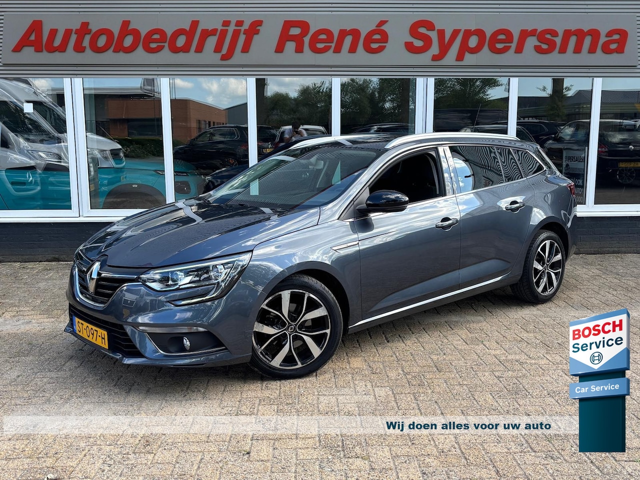 Renault Mégane Estate - 1.3 TCe Limited | Trekhaak | Parkeersensoren | Bluetooth | Navi - AutoWereld.nl