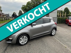 Suzuki Swift - 1.2 Select Smart Hybrid // Slechts 19.000 KM // 1e eigenaar door ons nieuw geleverd en ond