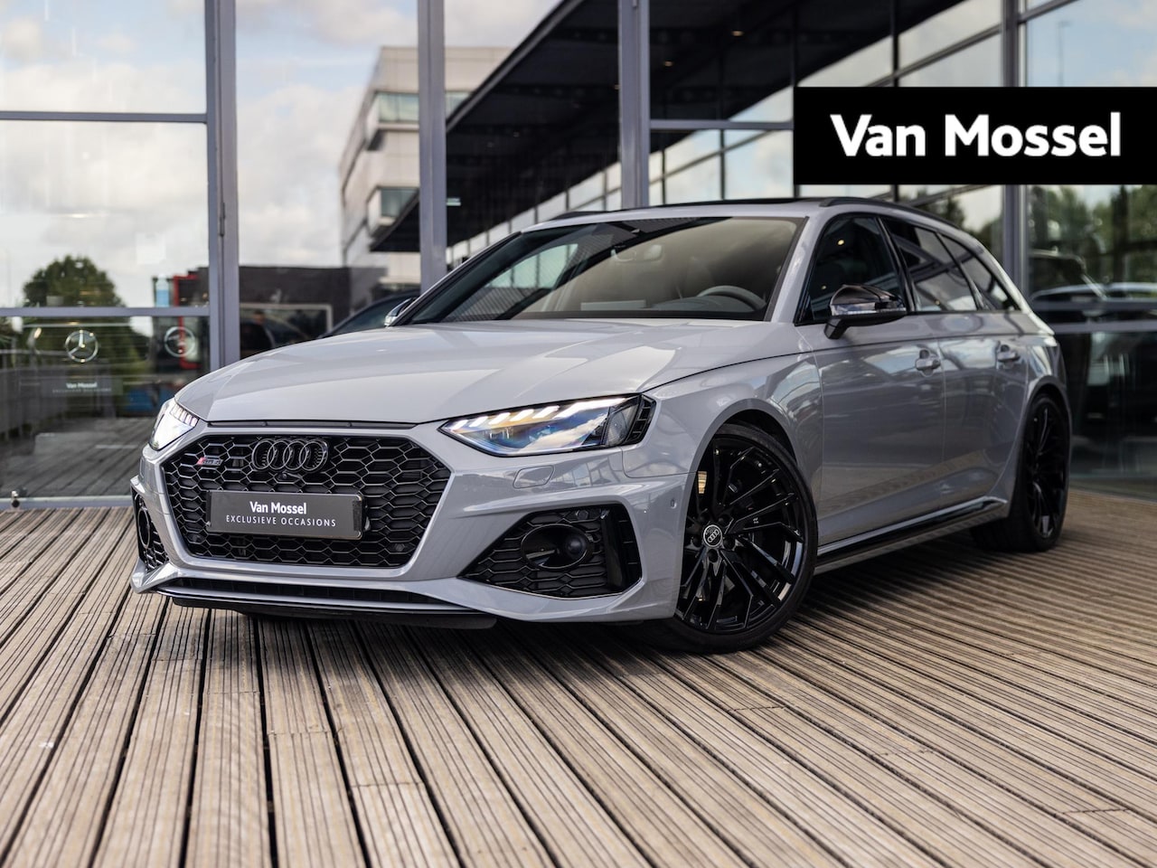 Audi RS4 - Avant 2.9 TFSI RS 4 quattro competition plus kuipstoelen | BANG & OLUFSEN | 280 KM/U | PAN - AutoWereld.nl