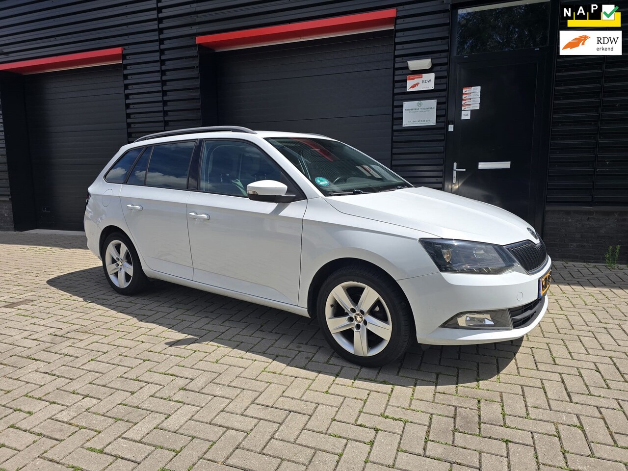 Skoda Fabia Combi - 1.4 TDI Style | LED | CLIMA | START-STOP | KEYLESS GO | FRONT ASSIST | ELEC. PAKKET | BOEK - AutoWereld.nl