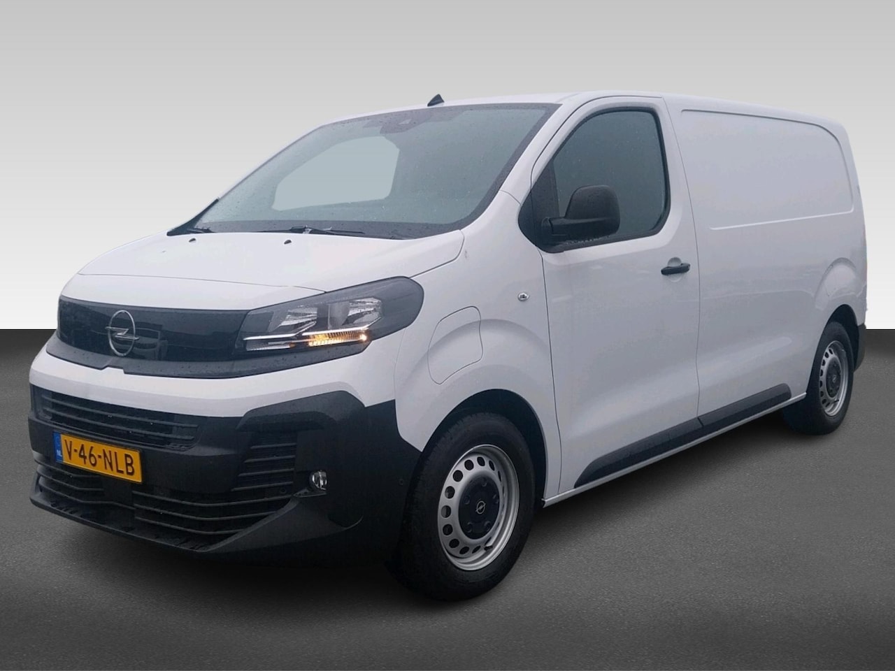 Opel Vivaro Electric - Vivaro-e Electric GB EV 75 kWh 136pk L2 Automaat | 11 kW boordlader - AutoWereld.nl