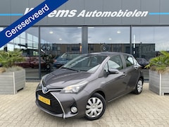 Toyota Yaris - 1.5 Hybrid Trend Bi-Tone Cruise Control, Navigatie & Camera