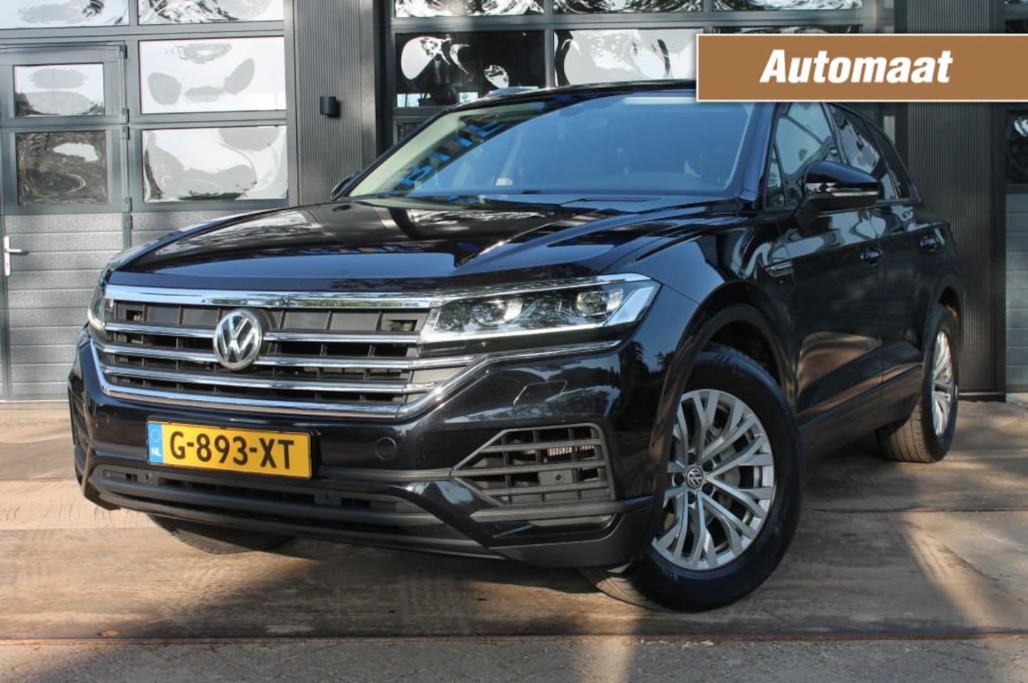 Volkswagen Touareg - 3.0 TDI  4 Motion / Elektrische wegklapbare trekhaak / Electrische achterklep - AutoWereld.nl