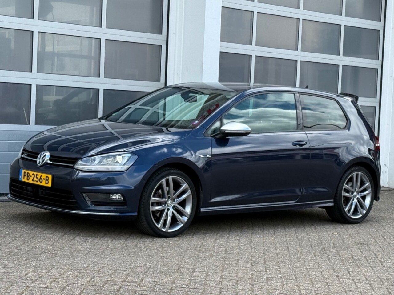 Volkswagen Golf - 1.4 TSI 125PK Business Edition R-Line Xenon Navi Pdc ACC - AutoWereld.nl