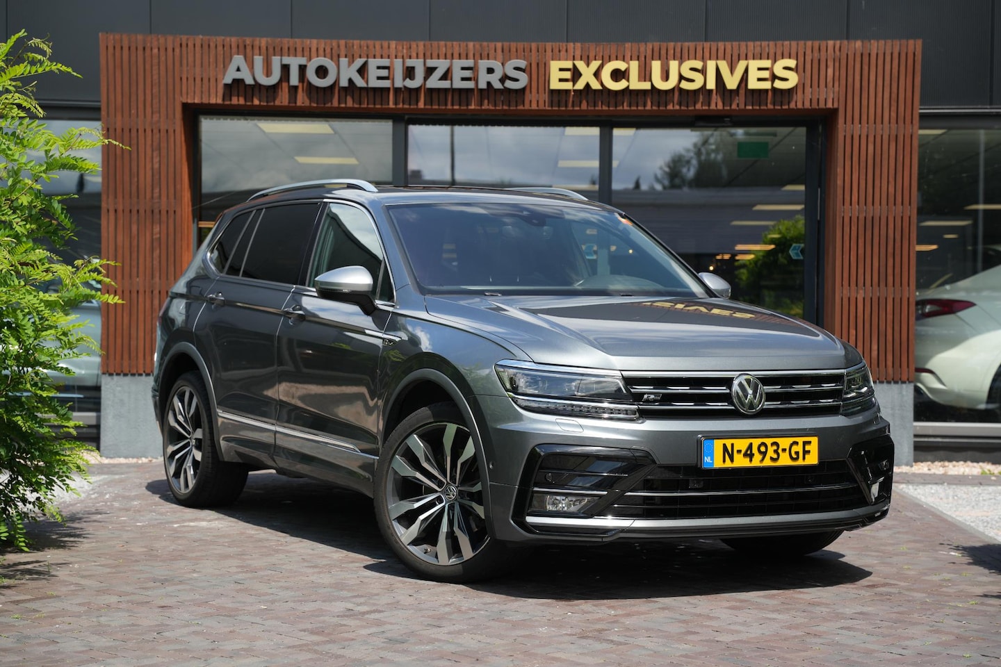 Volkswagen Tiguan Allspace - 2.0 TSI 4Motion Highline Business R 7p. Mistlampen adaptief Cruise control adaptief Hill h - AutoWereld.nl