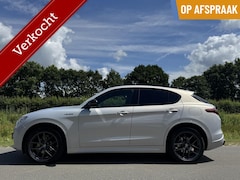 Alfa Romeo Stelvio - 2.0t Q4 280pk Veloce, my21, Perla Lunare, 20 inch, 44dkm