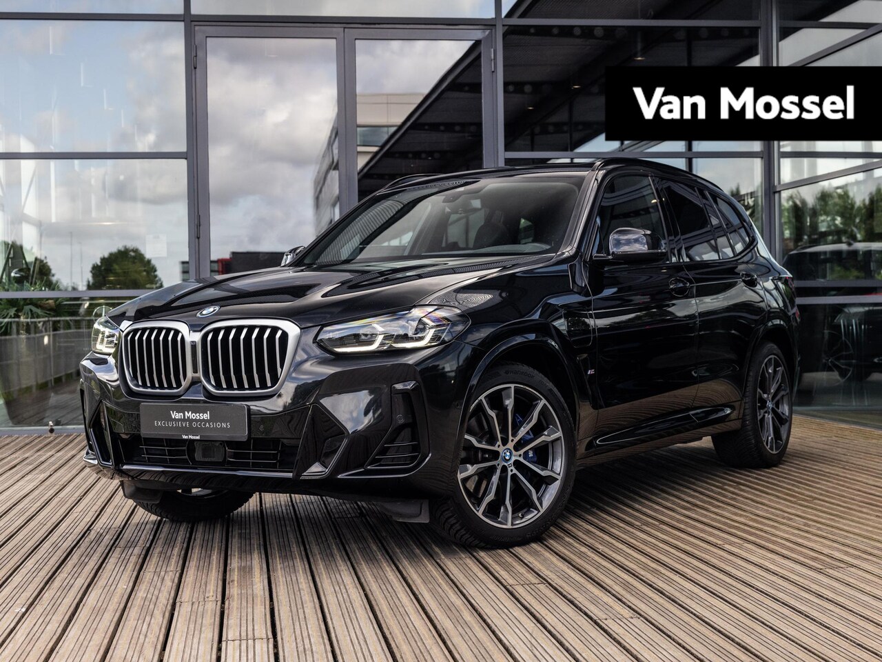 BMW X3 - xDrive30e High Executive | M-SPORT | PANO-SCHUIFDAK | HARMAN KARDON | HEAD-UP | CAMERA | L - AutoWereld.nl