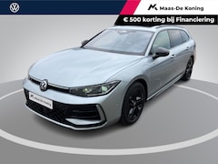 Volkswagen Passat Variant - 1.5eHybrid 200kW/272PK R-Line Black Style DSG · Panoramadak · Trekhaak · Leder · Harman Ka