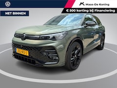 Volkswagen Tiguan - 1.5 eHybrid 272pk DSG R-Line Edition · Panoramadak · Inklap. Trekhaak · 360 Camera · Matri
