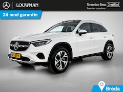 Mercedes-Benz GLC-klasse - 300 e 4MATIC Plug-In Hybride | Trekhaak | Panoramadak | Sfeerverlichting | Memory Voorstoe