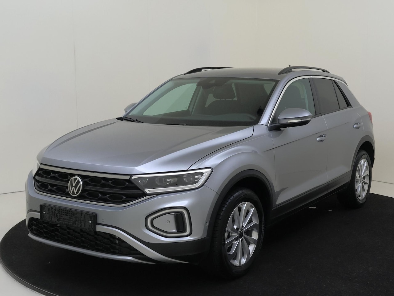 Volkswagen T-Roc - Life Edition | 'App-Connect' draadloze smartphone integratie | 'App-Connect' draadloze sma - AutoWereld.nl
