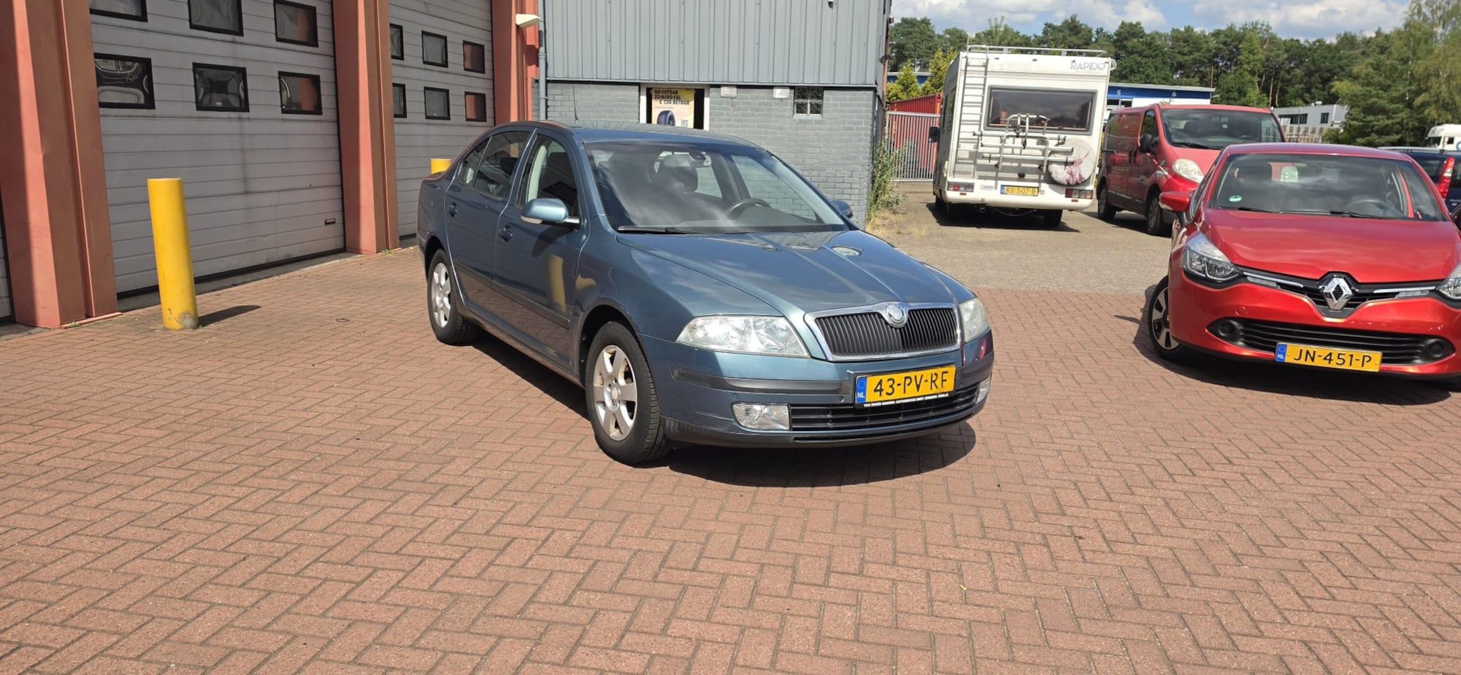 Skoda Octavia - 1.6 FSI Elegance 1.6 FSI Elegance - AutoWereld.nl