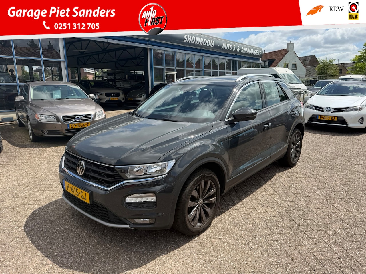 Volkswagen T-Roc - 1.5 TSI Style Business I Virtual Dash I Elec. A. Klep I Adap. Cruise I NL-Auto - AutoWereld.nl