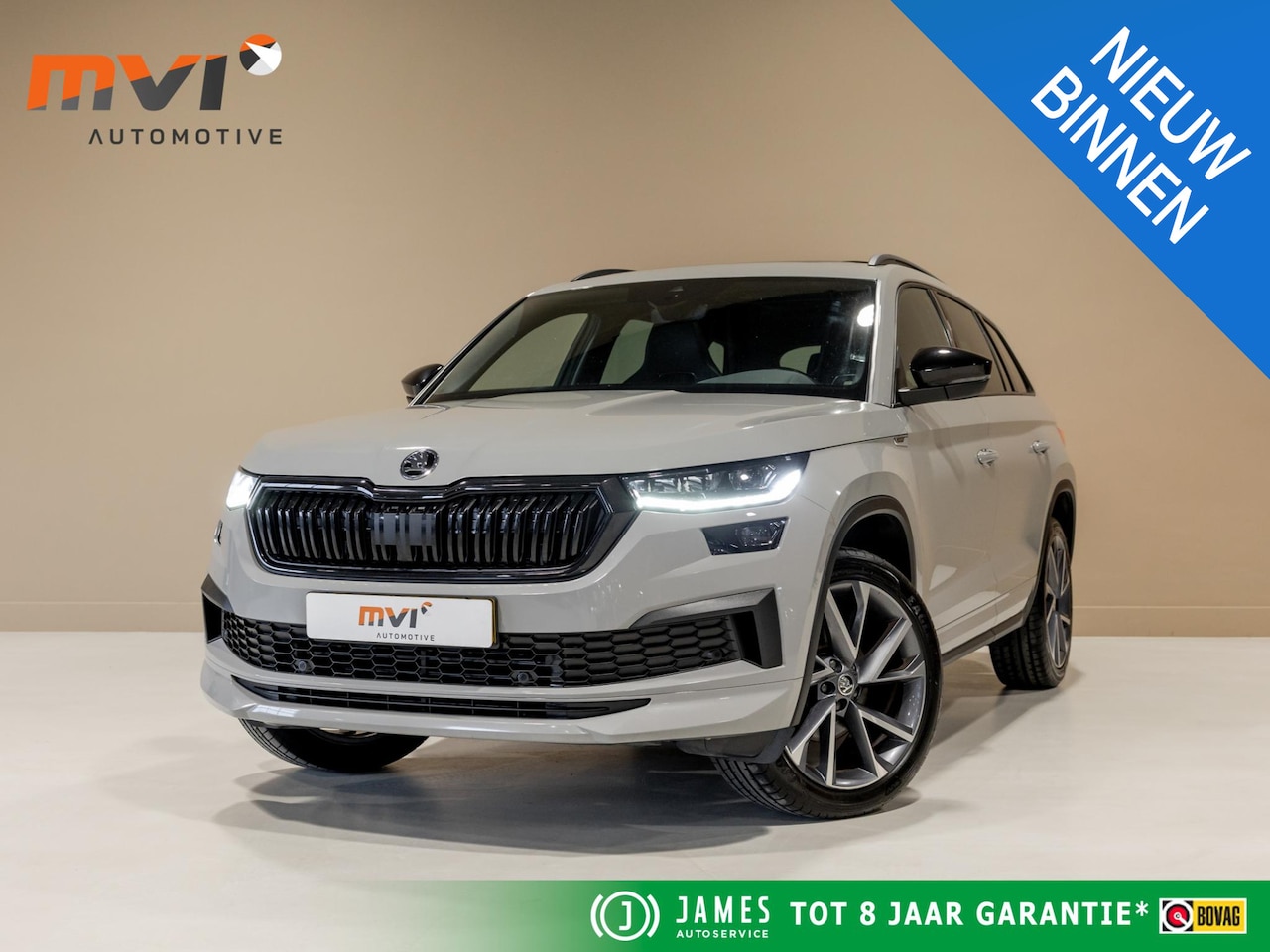Skoda Kodiaq - 1.5 TSI Sportline Business / 150pk / Trekhaak / Panorama dak / Achteruitrij camera / - AutoWereld.nl