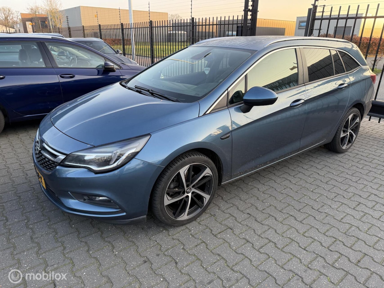 Opel Astra Sports Tourer - 1.6 CDTI Business 1.6 CDTI Business+ - AutoWereld.nl