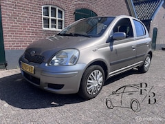 Toyota Yaris - 1.3 VVT-i Sol AIRCO KOOPJE