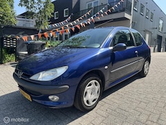 Peugeot 206 - 1.4|Automaat|D-riem vv|Airco|Apk|Elek pakket|Nap