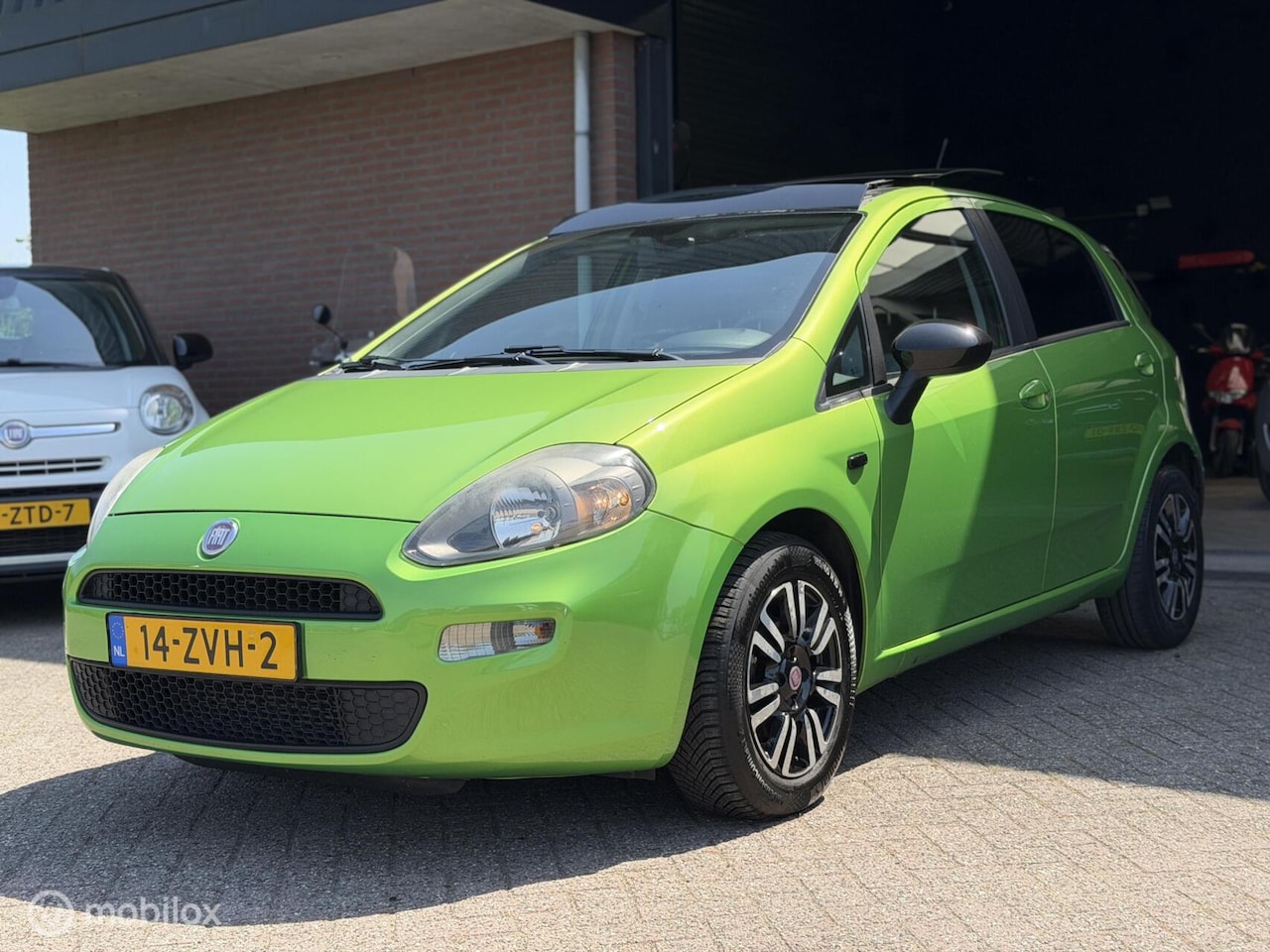 Fiat Punto Evo - 0.9 TwinAir Lounge PANODAK|5 DRS|AIRCO|6 BAK!! - AutoWereld.nl