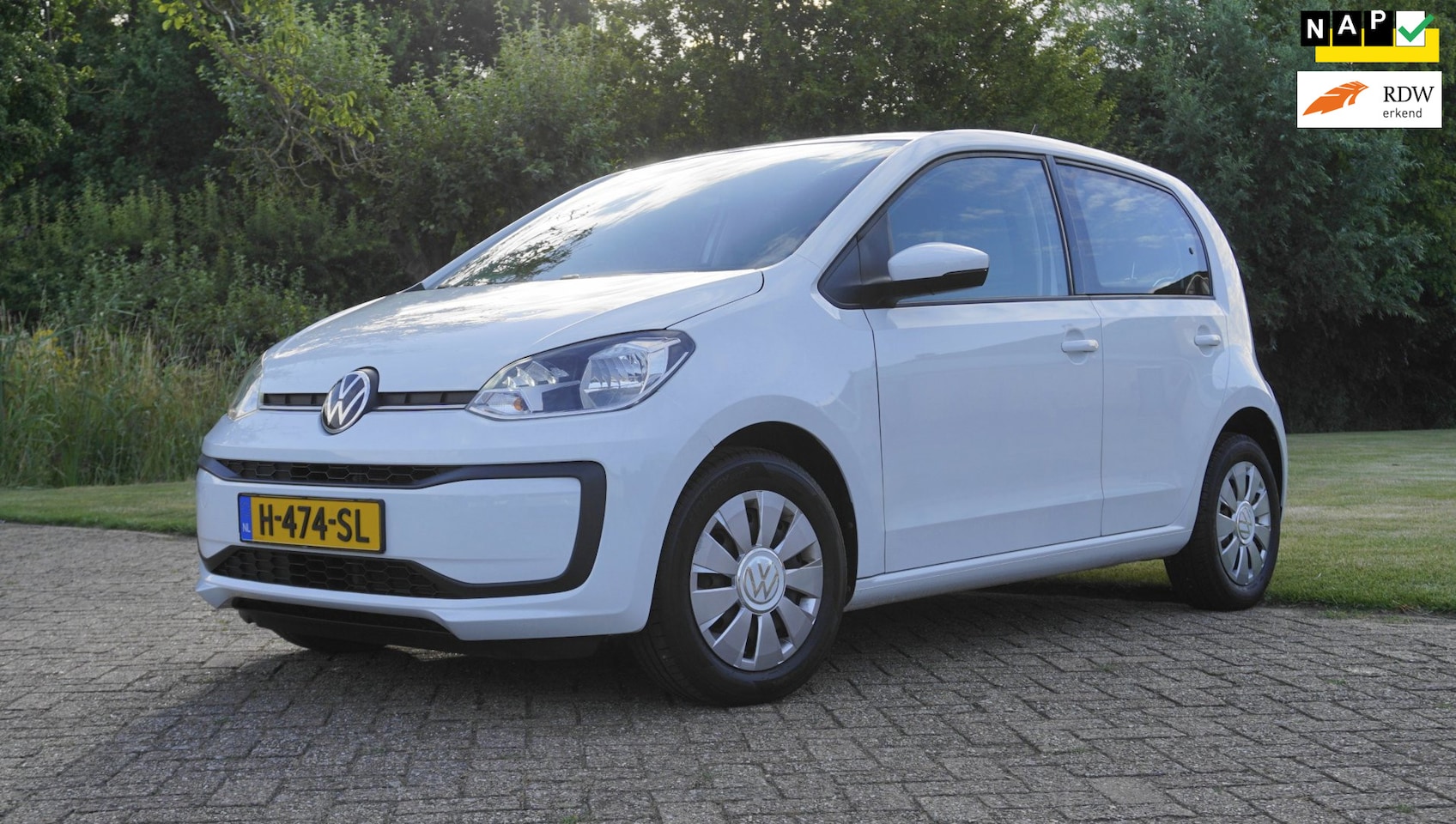 Volkswagen Up! - 1.0 BMT move up! 5 drs Airco blue tooth - AutoWereld.nl
