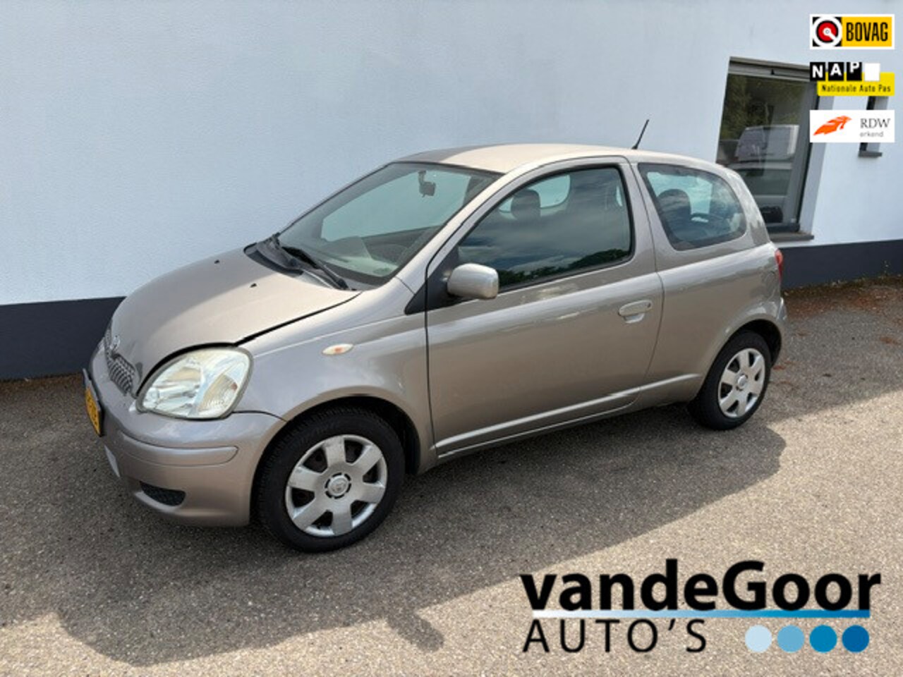 Toyota Yaris - 1.3 VVT-i Sol '05, 3-drs, netjes onderhouden, inruilkoopje ! - AutoWereld.nl