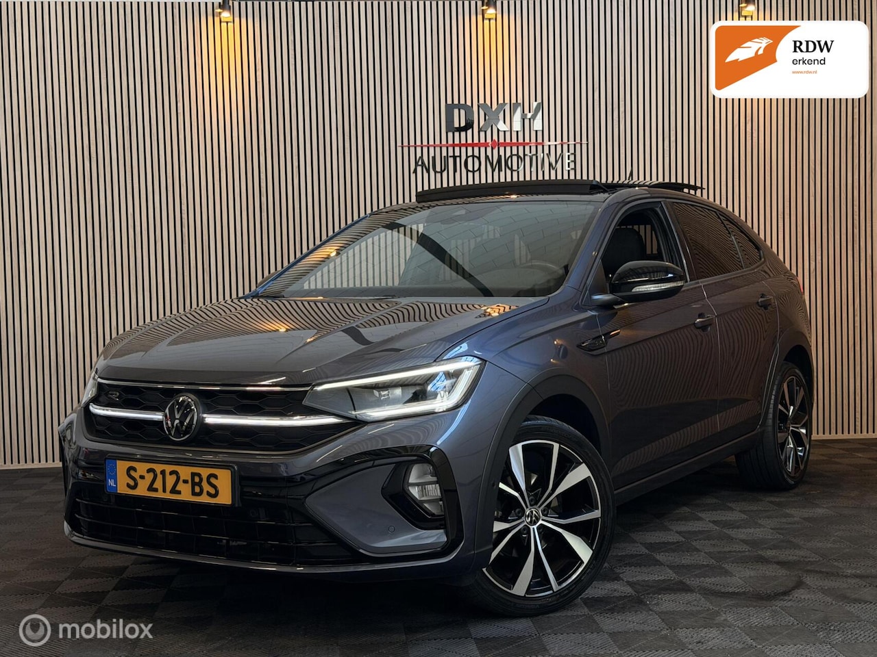 Volkswagen Taigo - 1.0 TSI DSG R-Line PANO VIRTUAL ACC CARPLAY - AutoWereld.nl