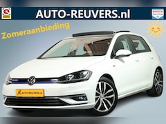 Volkswagen Golf - 1.5 TSI Highline JOIN Panorama / Opendak / DSG / Dynamic LED / Navi