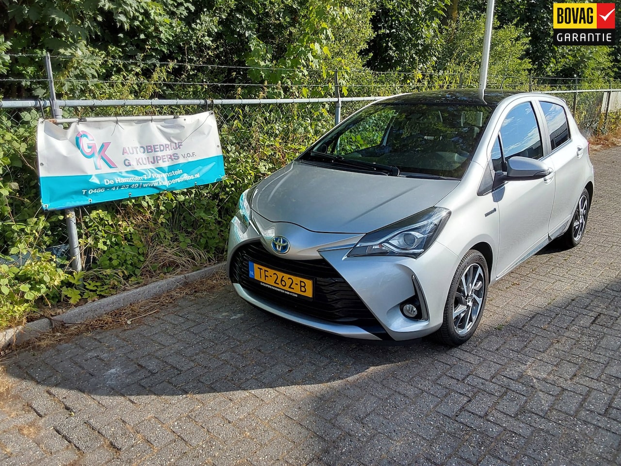 Toyota Yaris - 1.5 Hybrid Premium AUTOMAAT - AutoWereld.nl