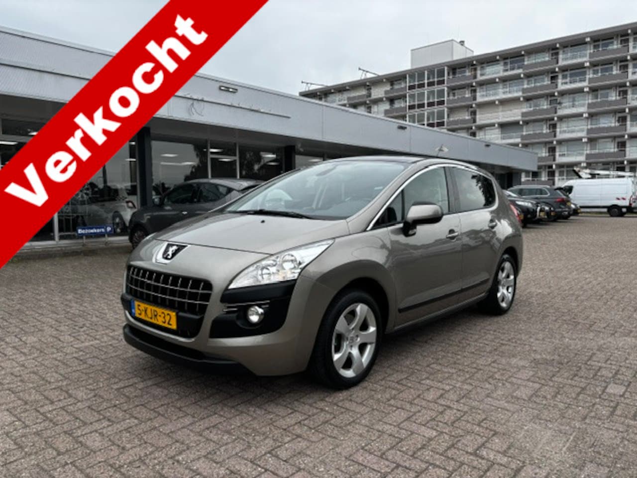 Peugeot 3008 - 1.6 Active 1e eigenaar Automaat Lmv Pdc Pano Cruise Navi Nap - AutoWereld.nl