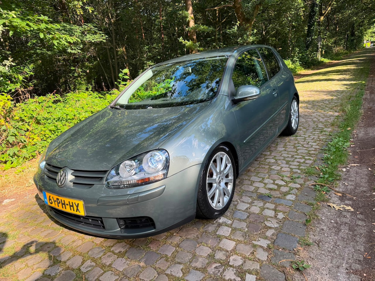 Volkswagen Golf - 2.0 FSI Sportline apk 03-2027 Xenon - AutoWereld.nl