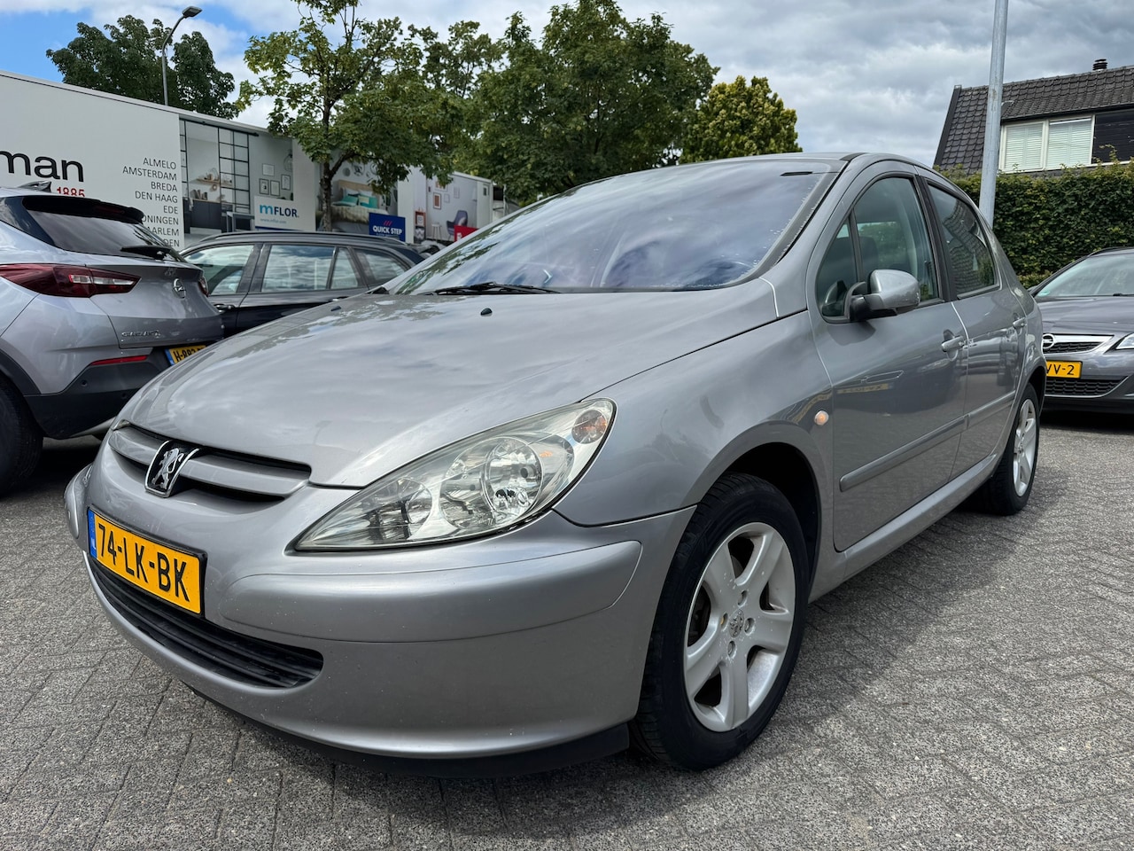 Peugeot 307 - 2.0-16V XSI Automaat,Apk 4/3/27,Airco,Cruise,Nap - AutoWereld.nl