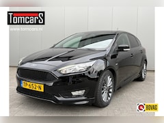 Ford Focus - 125PK EcoB. ST-Line Trekhaak/Camera/Carplay-android/Navigatie/Cruise-control