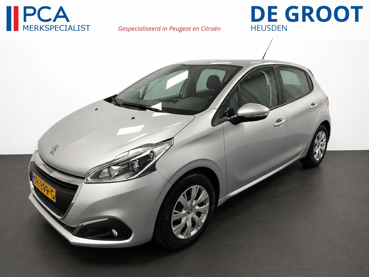 Peugeot 208 - Blue Lion 5drs 82pk Airco Navi+Mirrorlink | Cruise - AutoWereld.nl