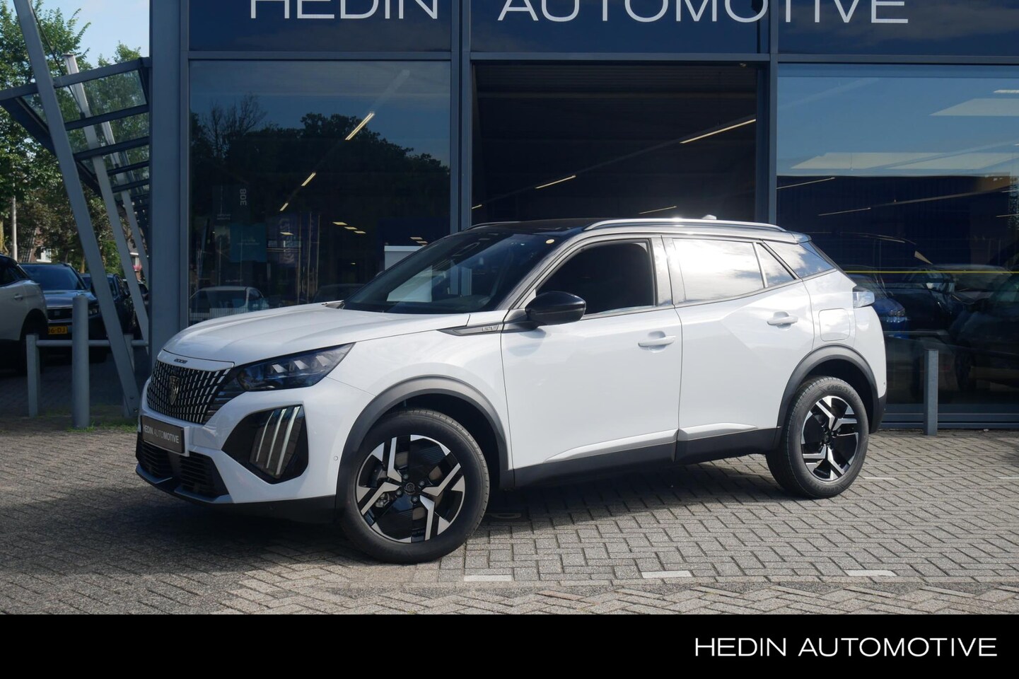 Peugeot 2008 - Hybrid 145PK GT - AutoWereld.nl