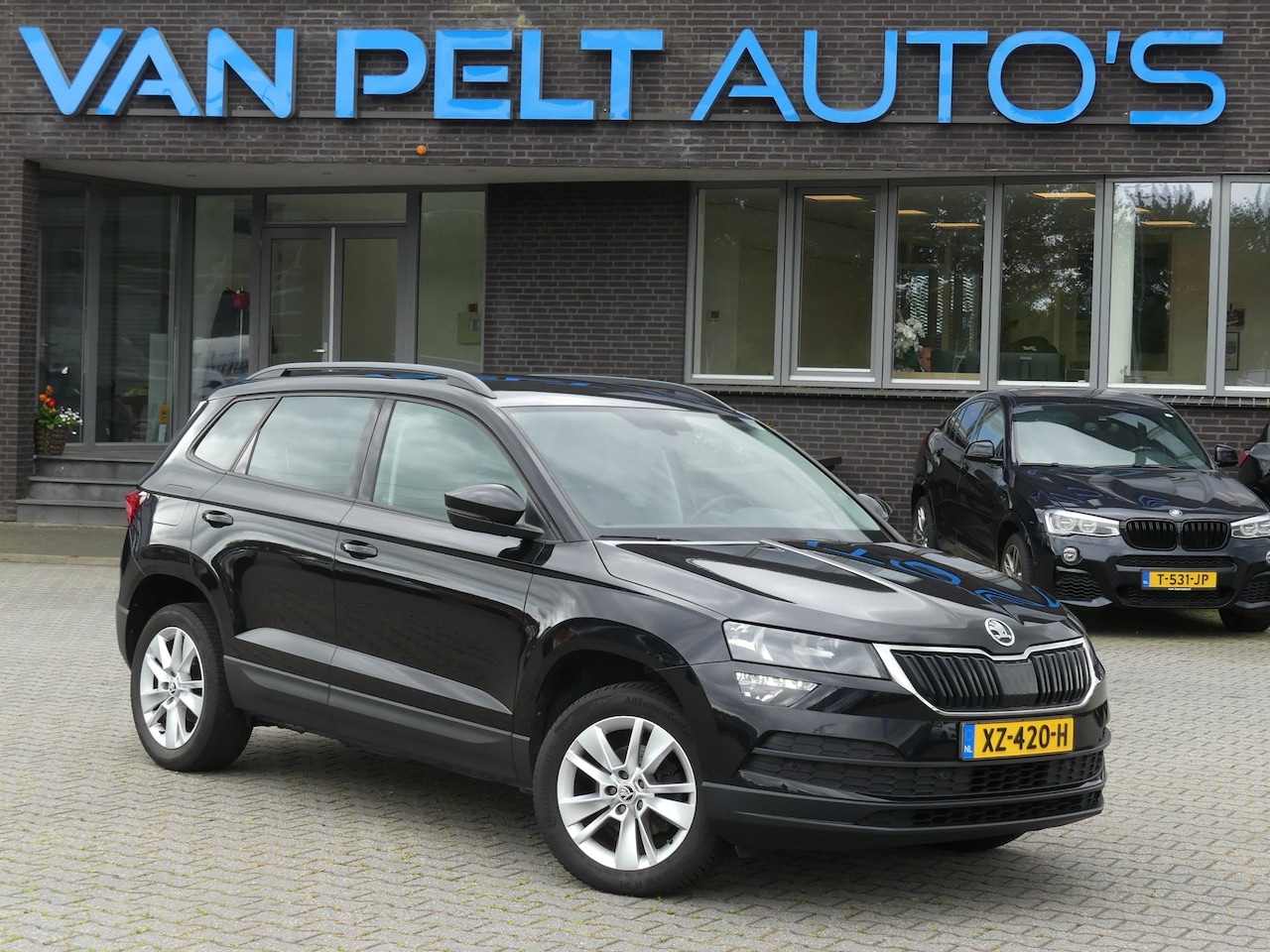 Skoda Karoq - 1.0 TSI Ambition Business / Virtual Cockpit / Carplay - AutoWereld.nl