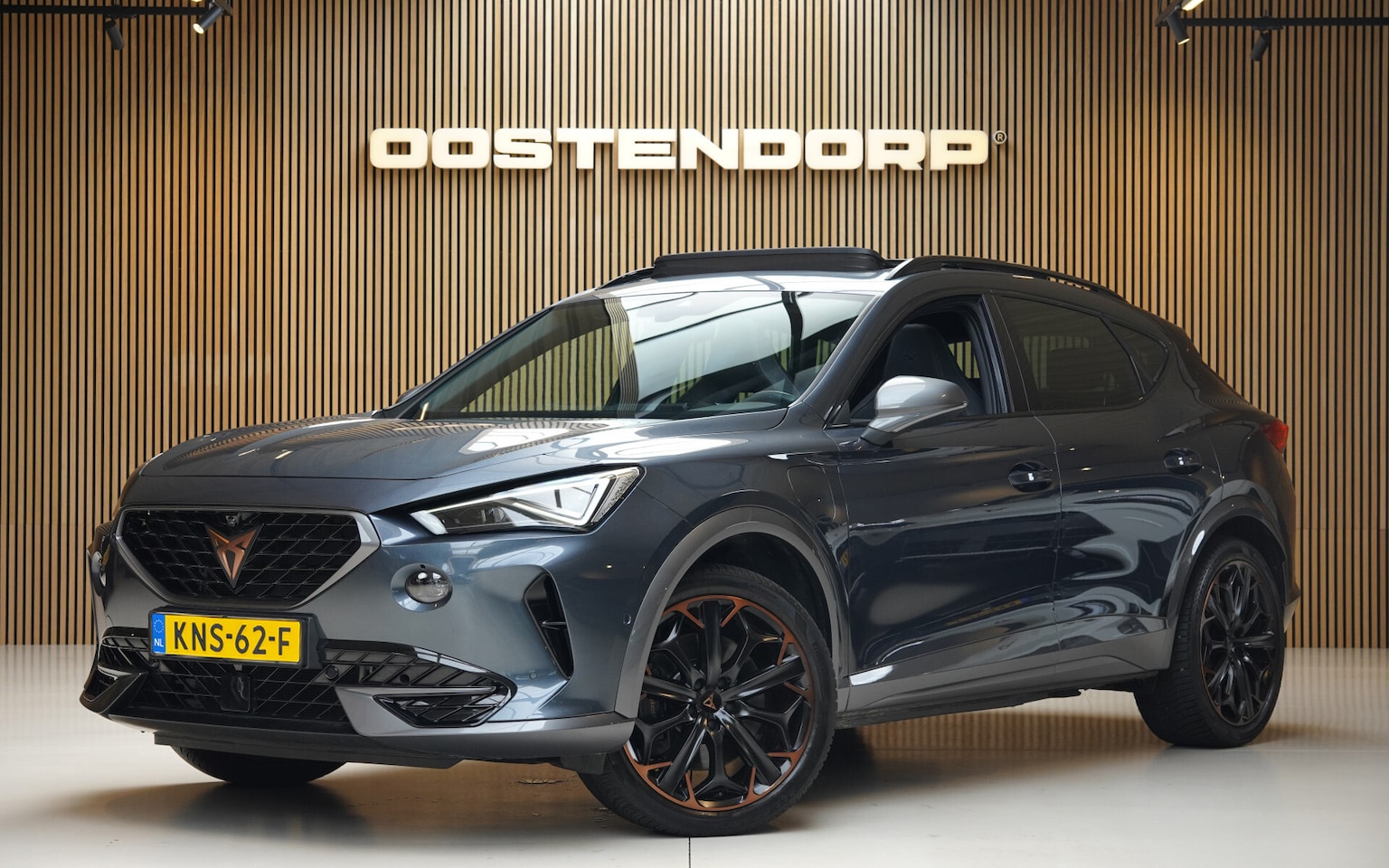 CUPRA Formentor - 1.4/245PK e-Hybrid VZ Performance|2024|Panoramadak|Leder+Memory|Trekhaak|PDC+360Camera+Ass - AutoWereld.nl