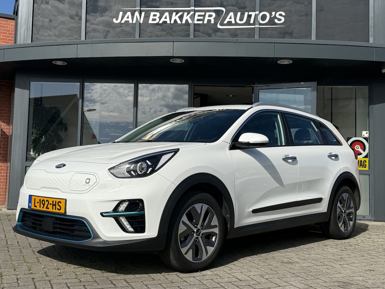 Kia e-Niro - DynamicLine 39 kWh ✅  3 fase ✅  Camera ✅  CarPlay / AndroidAuto ✅ - AutoWereld.nl