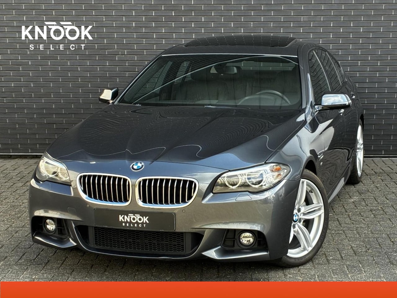 BMW 5-serie - Sedan 520i High Executive M Sport Pakket Automaat / Navigatie Professional / Schuif-/kante - AutoWereld.nl