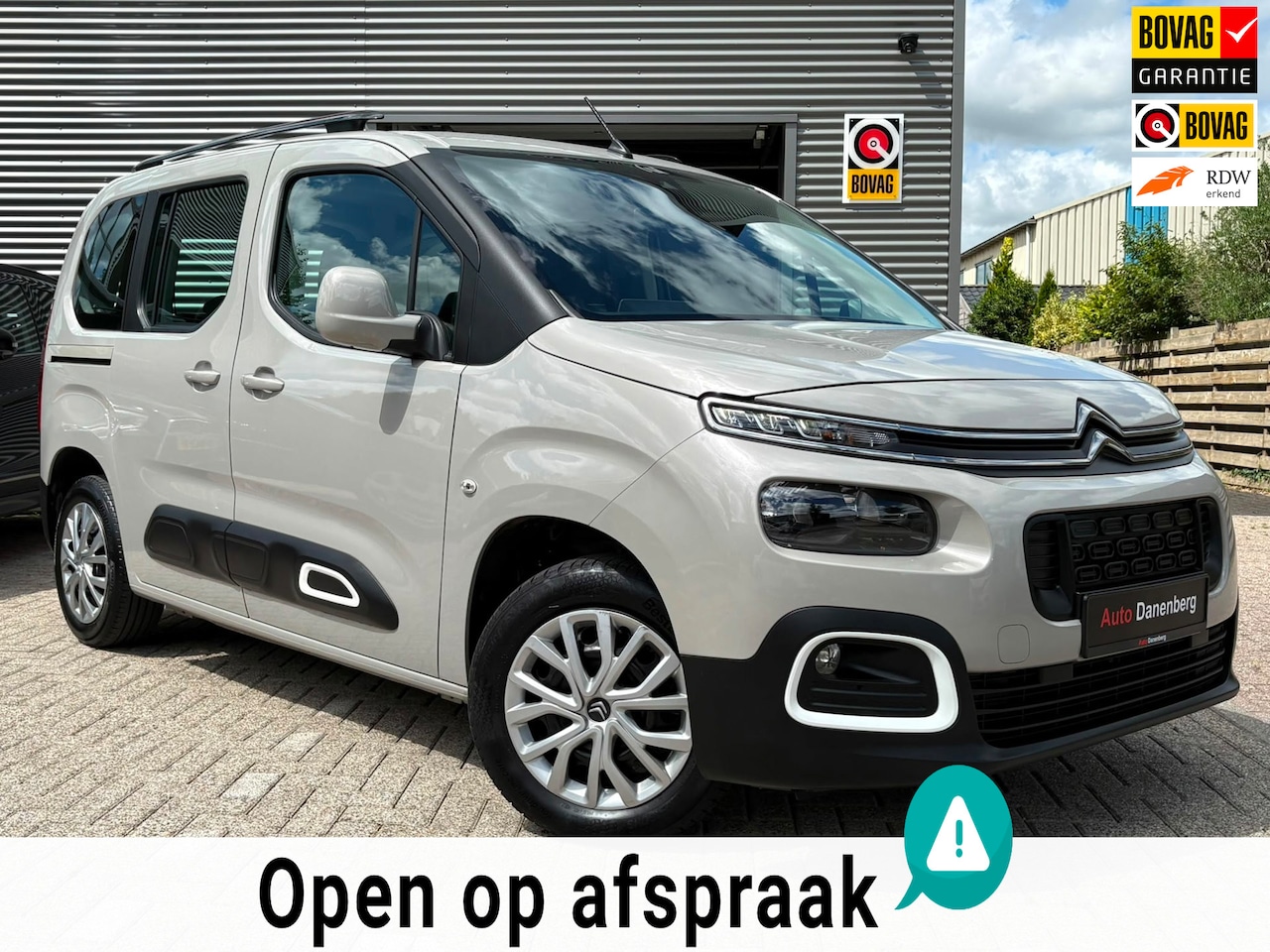 Citroën Berlingo - 1.2 PureTech Live navi-carplay, Garantie! - AutoWereld.nl