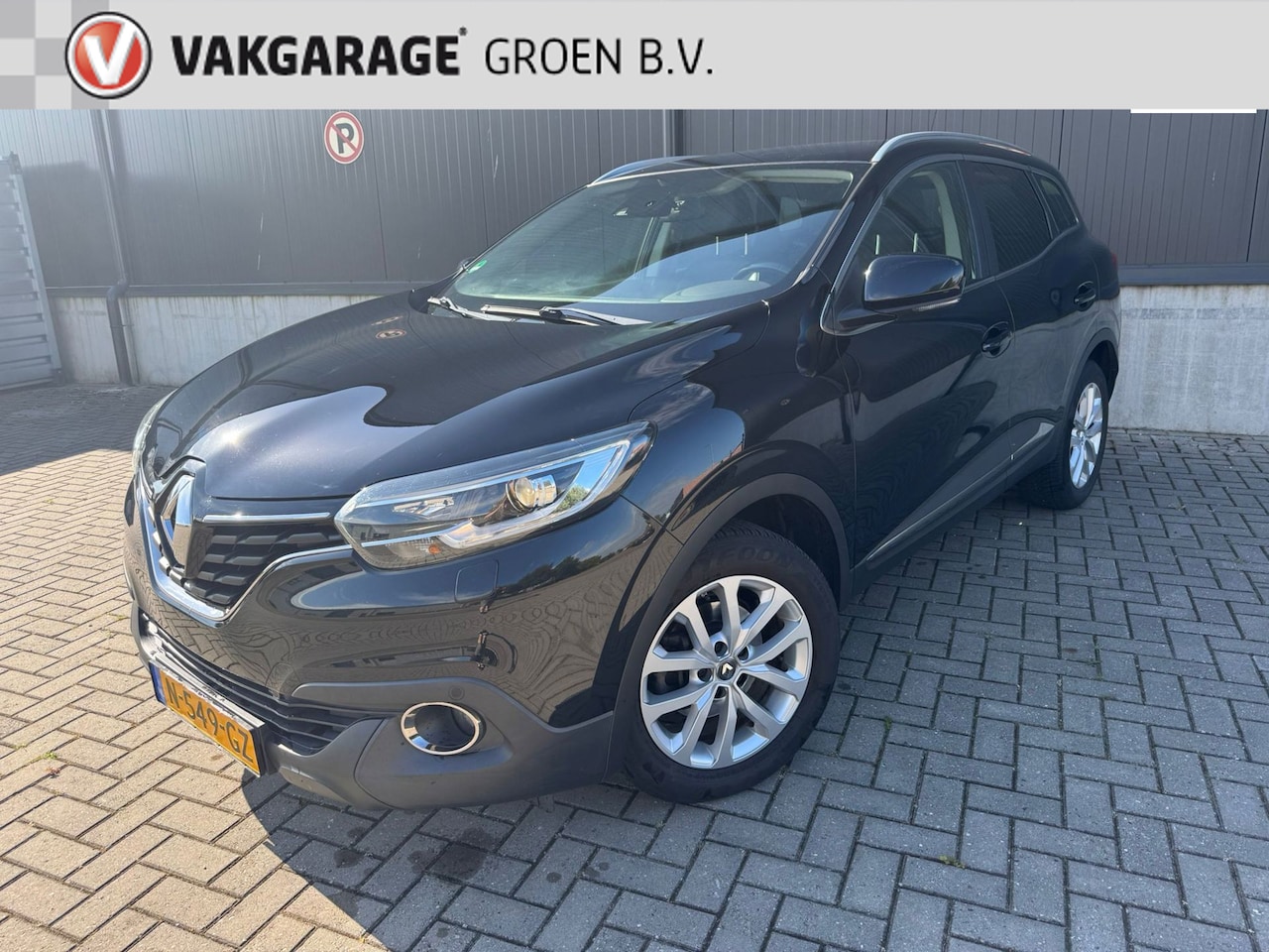 Renault Kadjar - 1.2 TCe Zen / clima / cruise / navi / trekhaak / half leder - AutoWereld.nl