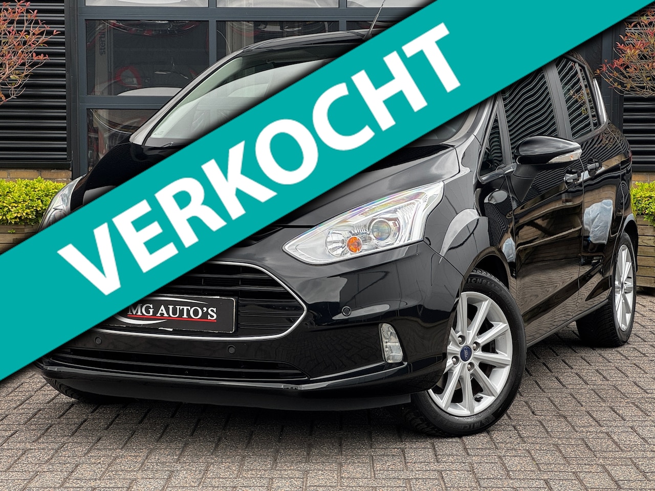 Ford B-Max - 1.0 EcoBoost Titanium | Trekhaak | Navigatie | Cruise Control | Climate Control | Achterui - AutoWereld.nl