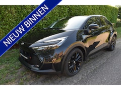 Toyota C-HR - 2.0 Plug-in Hybrid 220 GR SPORT PANO FULL