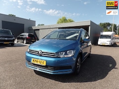 Volkswagen Touran - 1.5 TSI AUTOMAAT Business 7p 2023