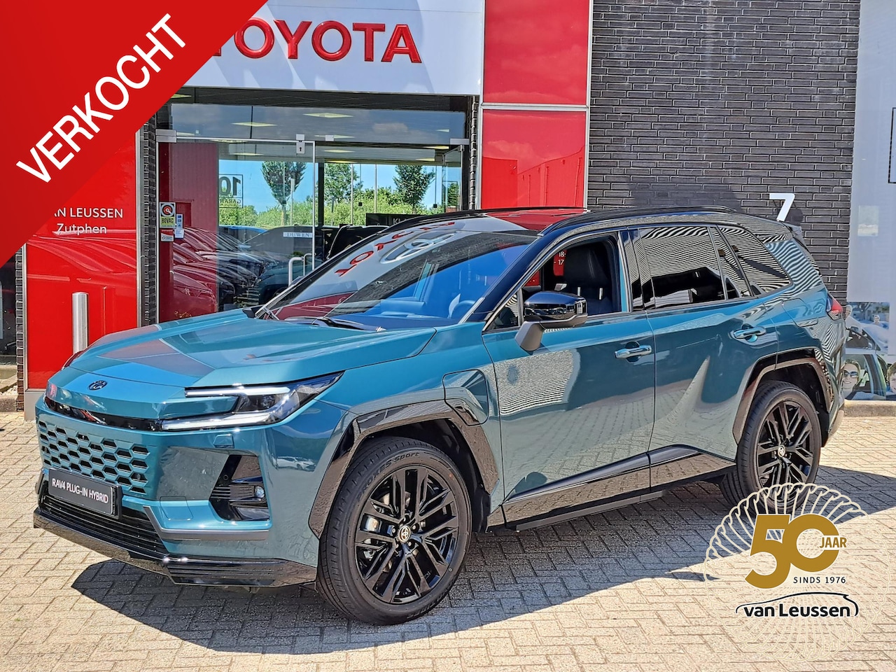 Toyota RAV4 - 2.5 Plug-in Hybrid AWD 300 First Edition NIEUW MODEL NU IN DE SHOWROOM! 360° CAMERA HEAD-U - AutoWereld.nl