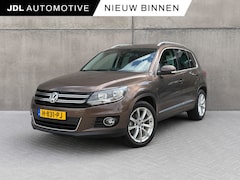 Volkswagen Tiguan - 1.4 TSI Sport&Style | Trekhaak | Panoramadak | Cruise control | Volledige historie |
