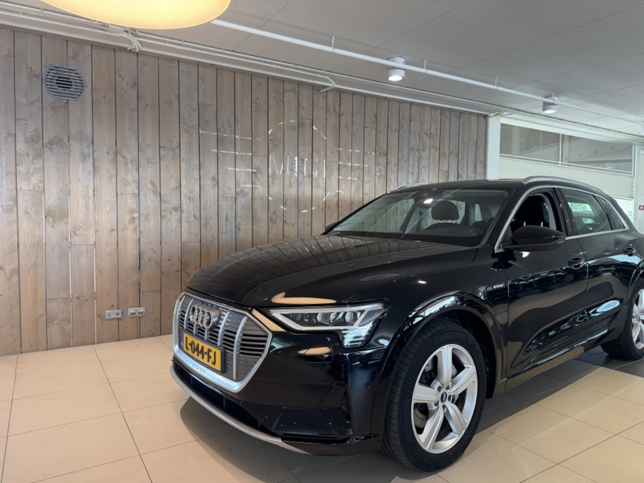 Audi e-tron - 55 quattro Bns edit. - AutoWereld.nl