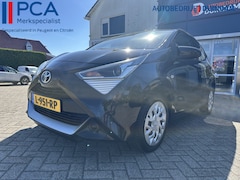 Toyota Aygo - 1.0 x-play | CarPlay | Camera | 1e Eigenaar |